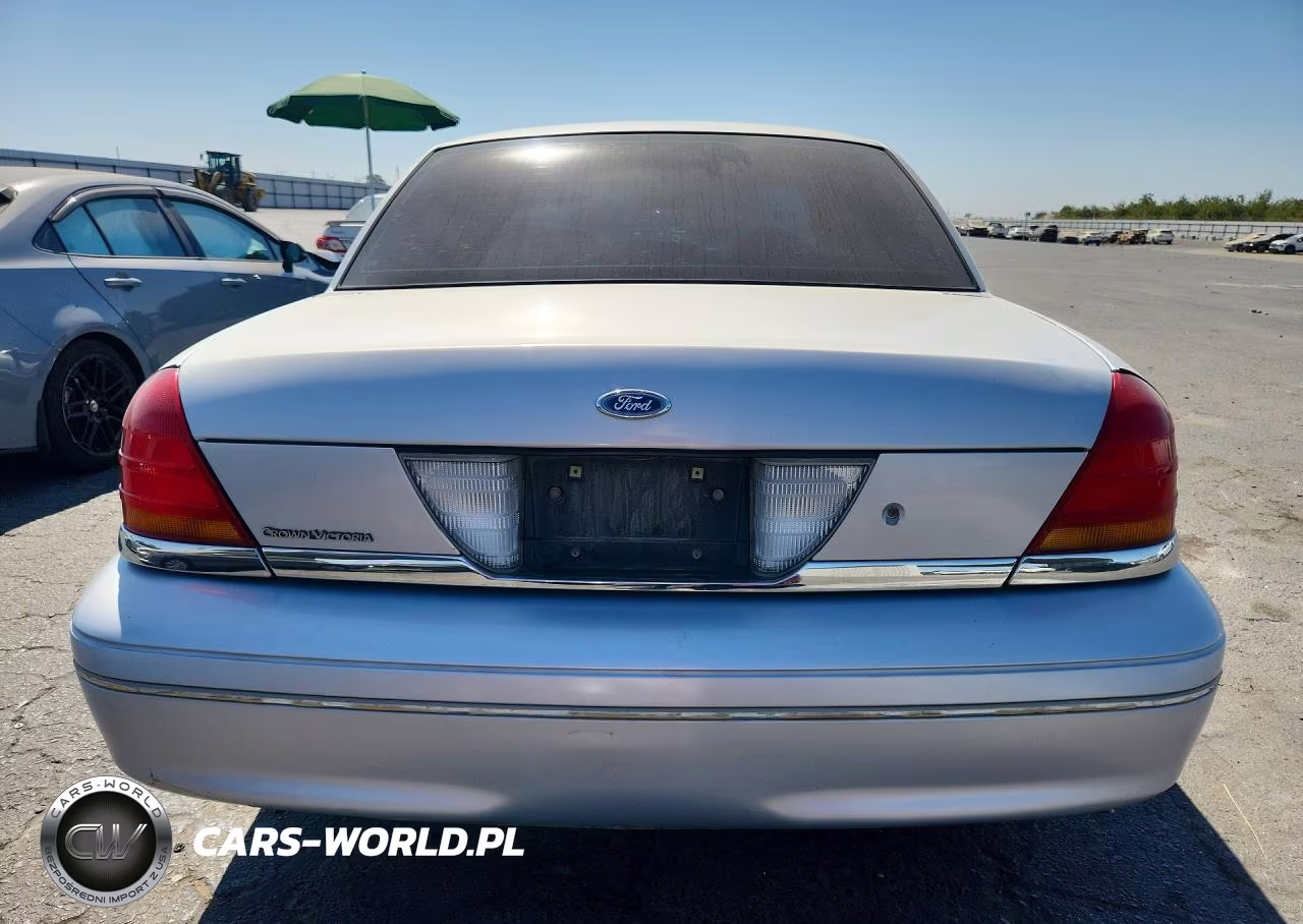 2002 Ford Crown Victoria Police Interceptor VIN:2FAFP71W22X115890 - 6
