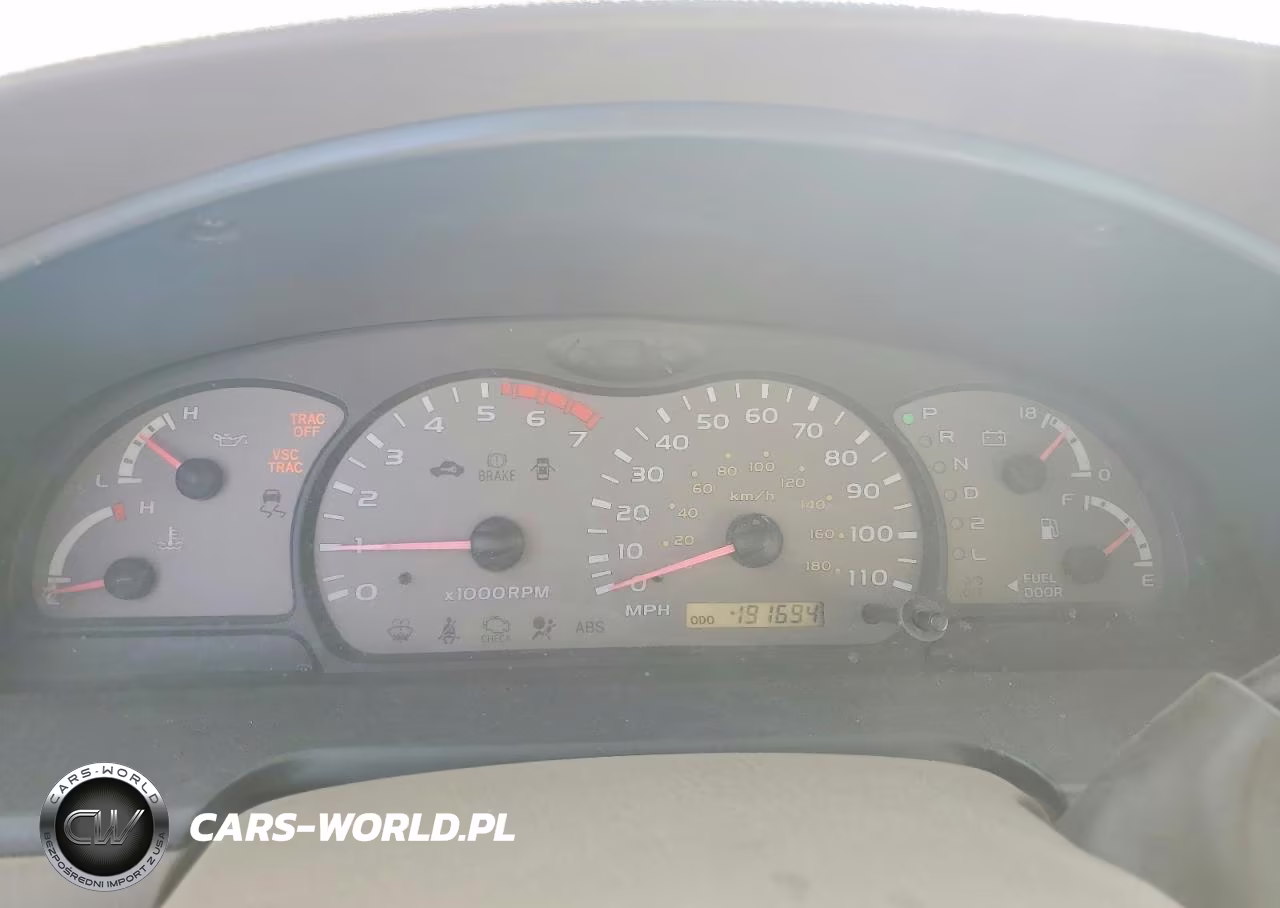 2002 Toyota Sequoia Limited VIN:5TDZT38A92S061893 - 9