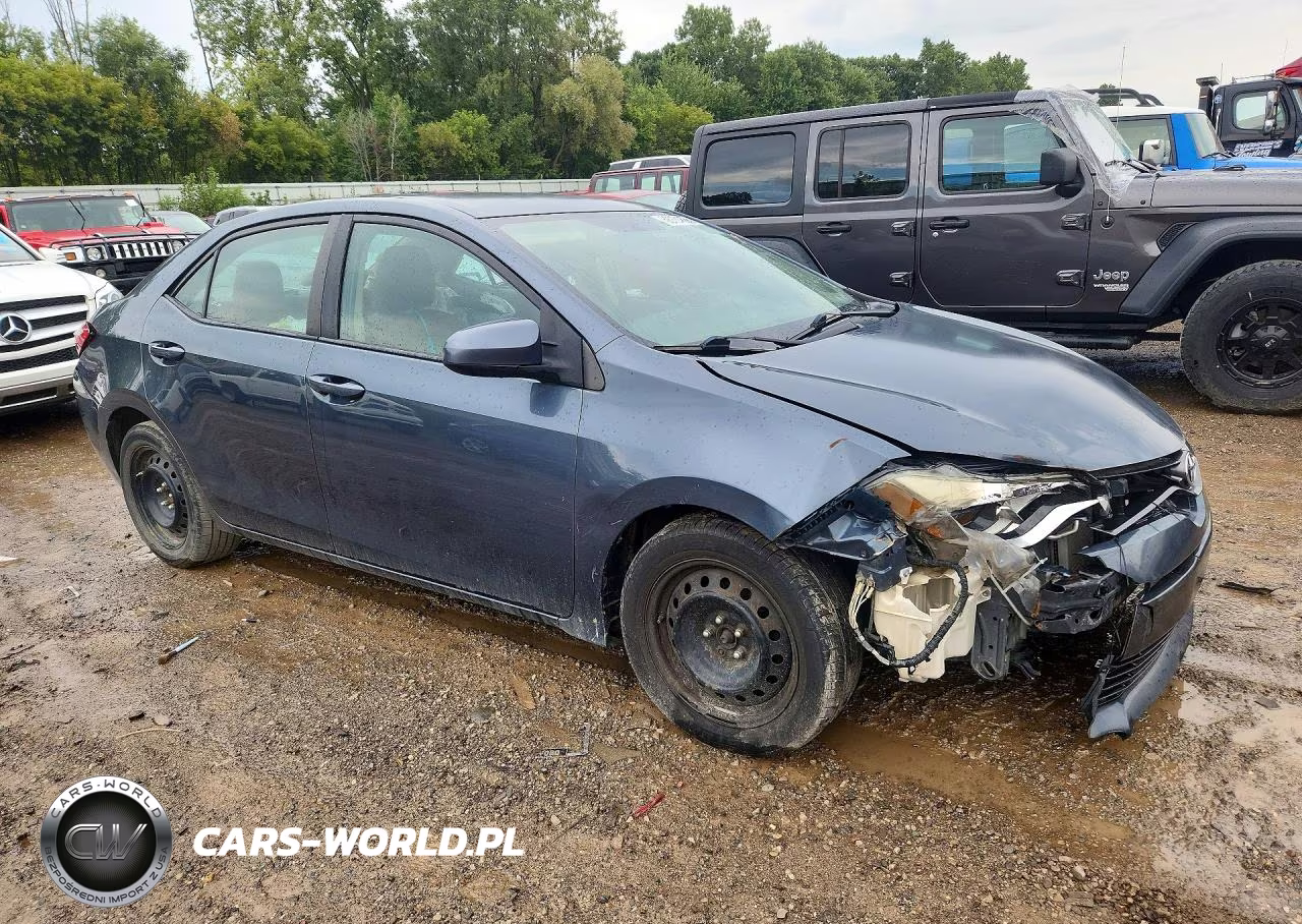2015 Toyota Corolla Le VIN:2T1BURHE8FC359399 - 4