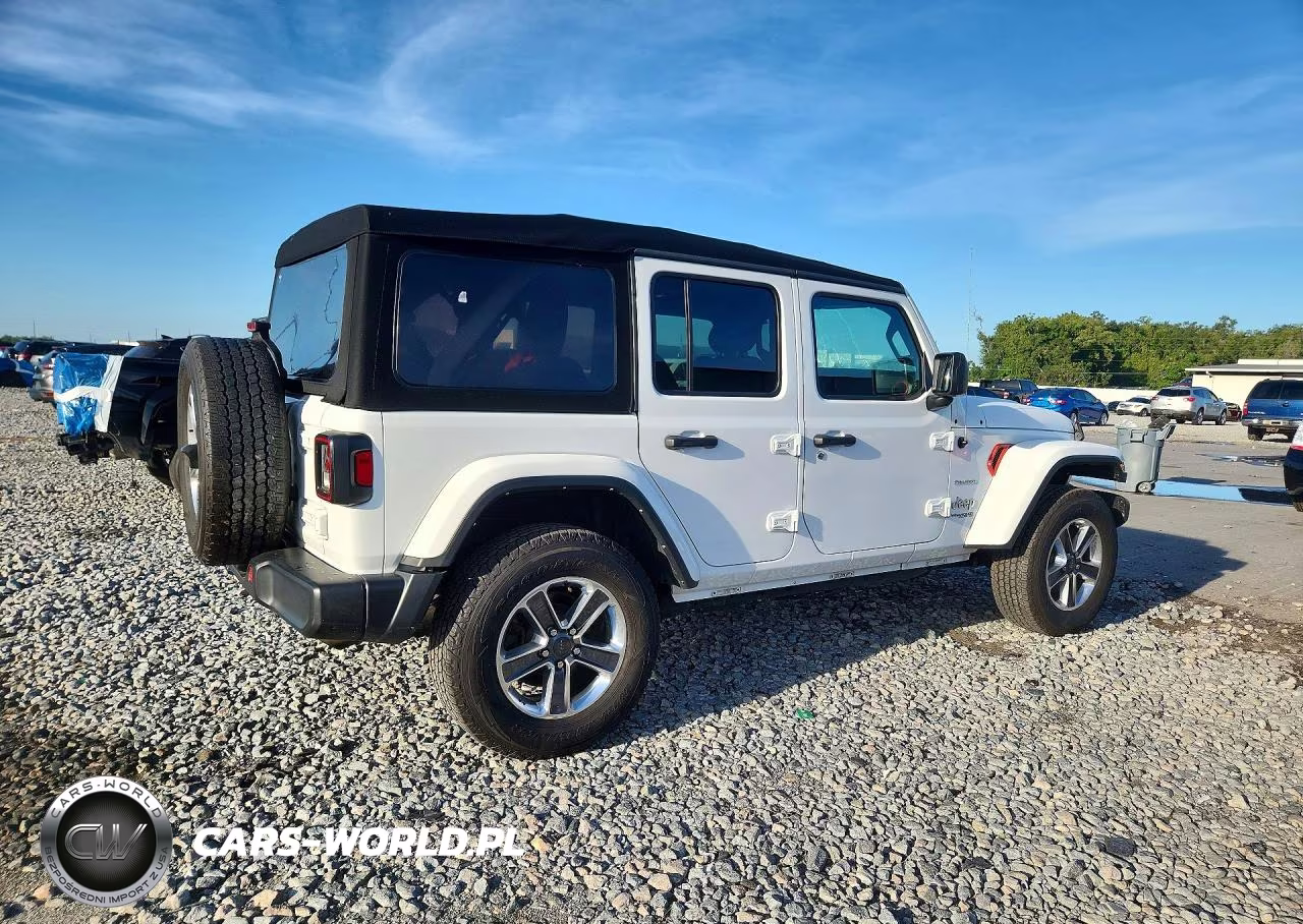 2021 Jeep Wrangler Unlimited Sahara VIN:1C4HJXEN9MW715598 - 3