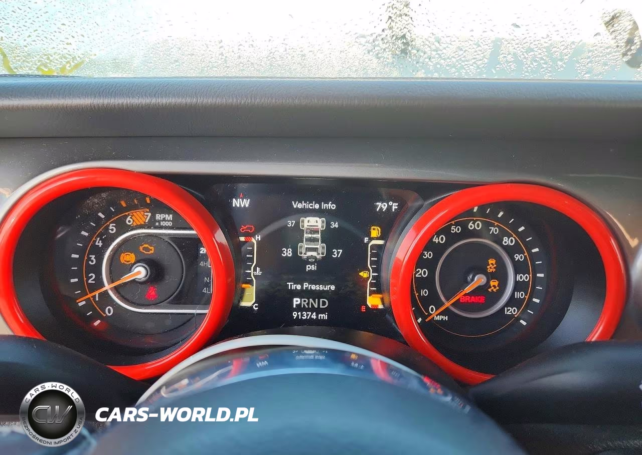 2021 Jeep Wrangler Unlimited Sahara VIN:1C4HJXEN9MW715598 - 9