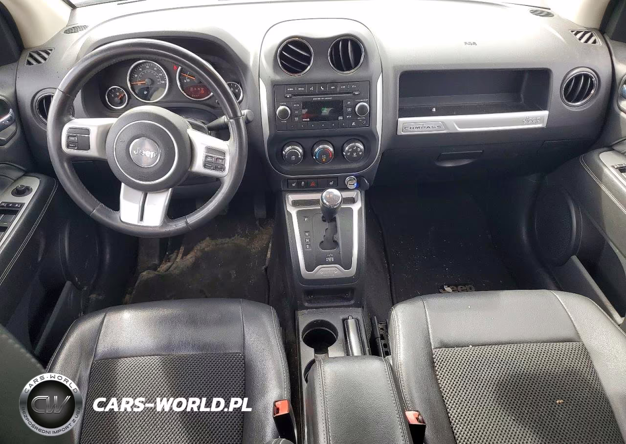 2015 Jeep Compass Latitude VIN:1C4NJDEB0FD163172 - 8