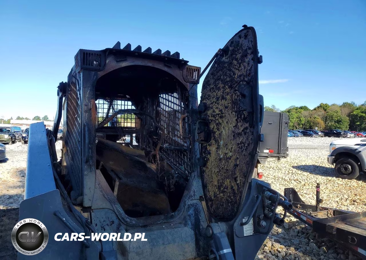 2019 John Deere 333G Tracked Skid Steer Loader VIN:1T0333GMCKF349871 - 9