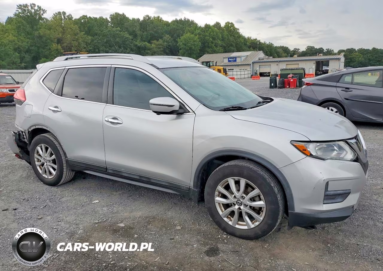 2017 Nissan Rogue Sv VIN:5N1AT2MT2HC874884 - 4