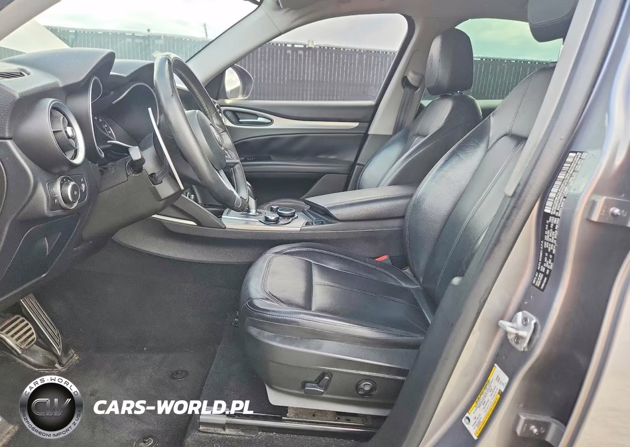 2019 Alfa Romeo Stelvio VIN:ZASPAJAN6K7C41588 - 7