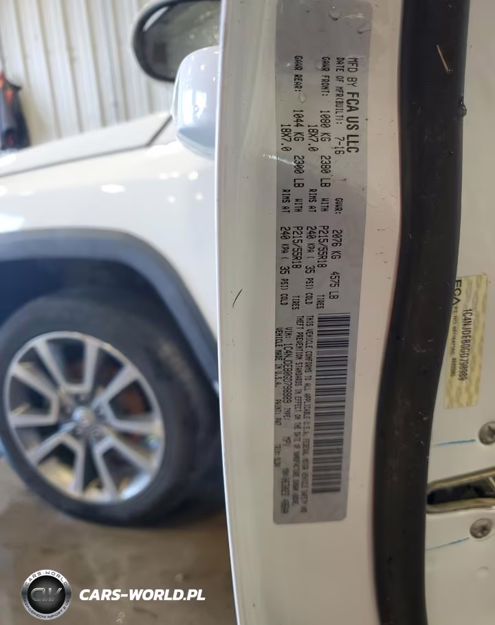 2016 Jeep Compass Latitude VIN:1C4NJDEB0GD798989 - 13