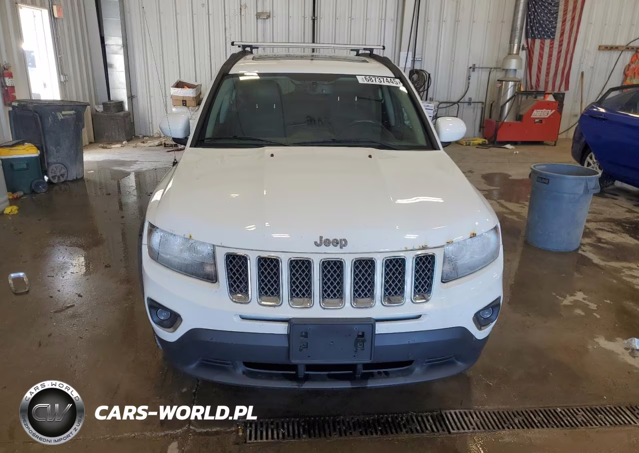 2016 Jeep Compass Latitude VIN:1C4NJDEB0GD798989 - 5