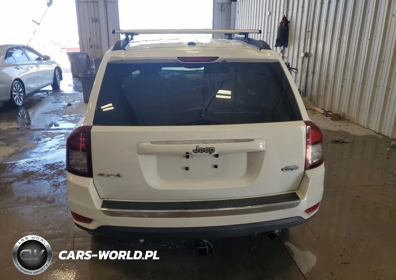 2016 Jeep Compass Latitude VIN:1C4NJDEB0GD798989 - 6