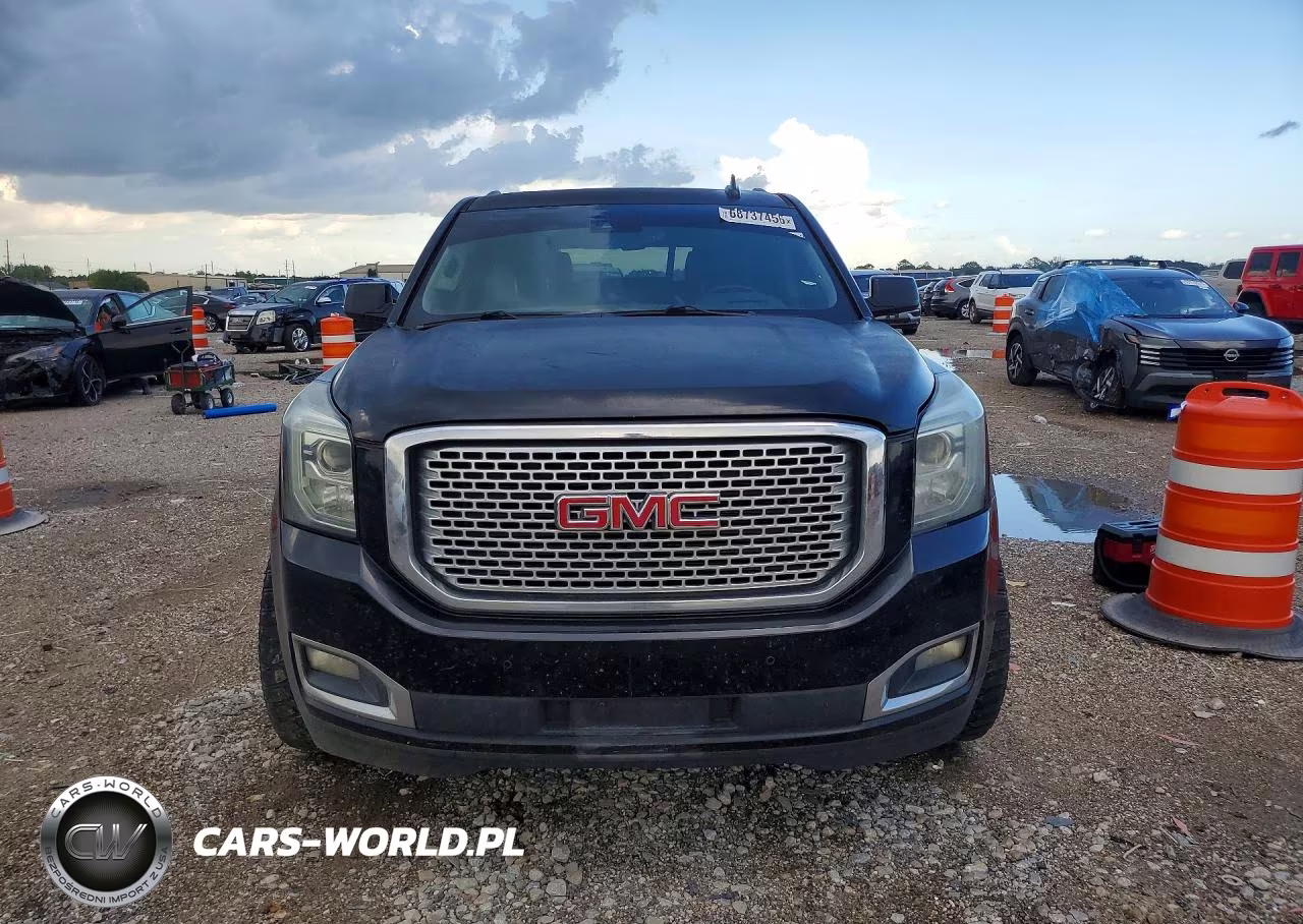 2017 GMC Yukon Denali VIN:1GKS2CKJ4HR224586 - 5