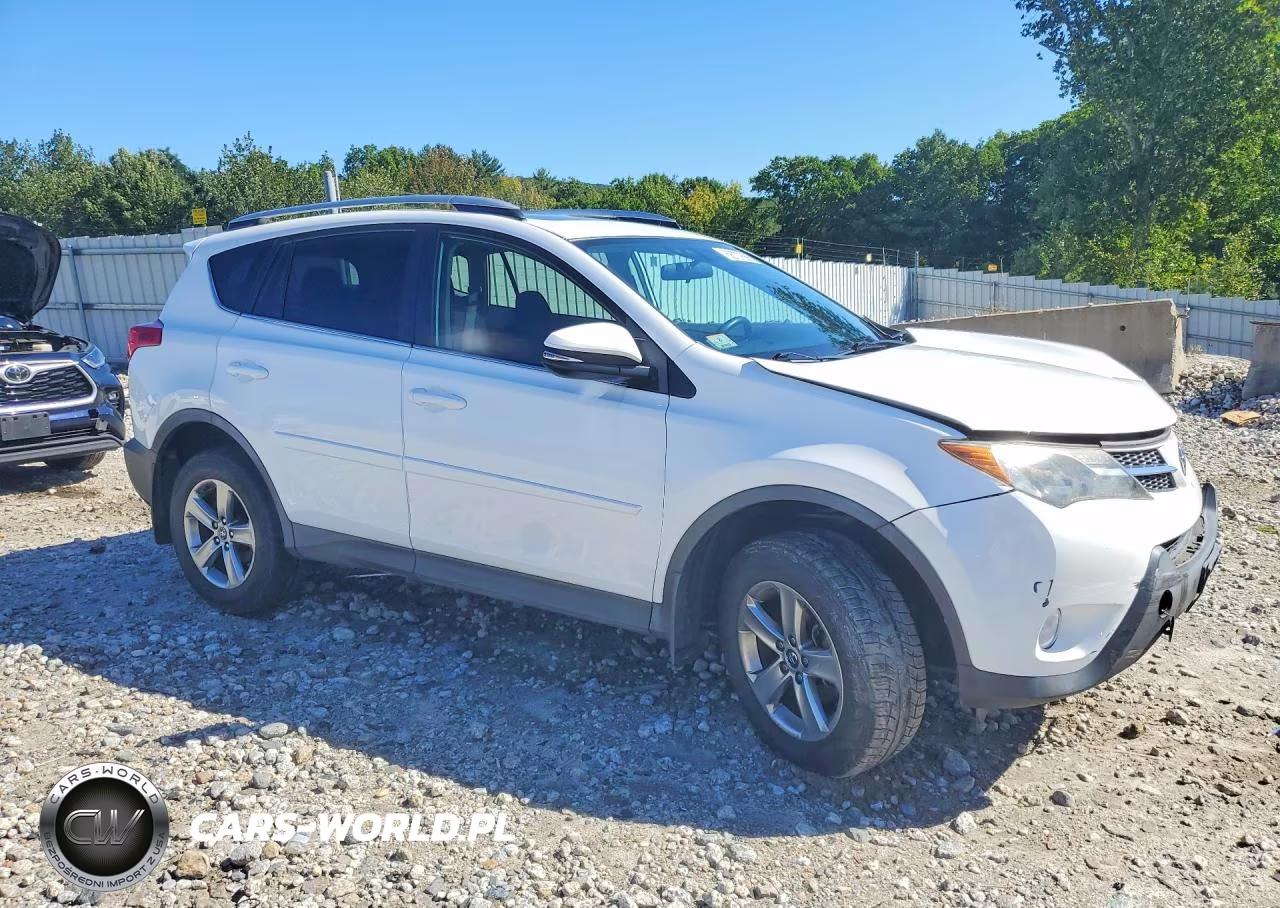 2015 Toyota Rav4 Xle VIN:2T3RFREV1FW356511 - 4