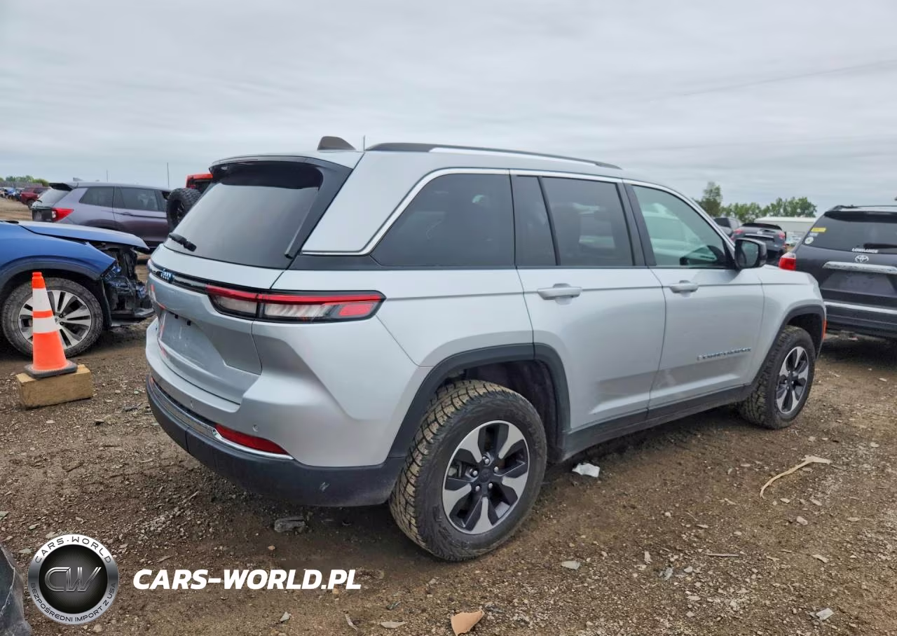 2024 Jeep Grand Cherokee Limited 4Xe VIN:1C4RJYB61RC709987 - 3
