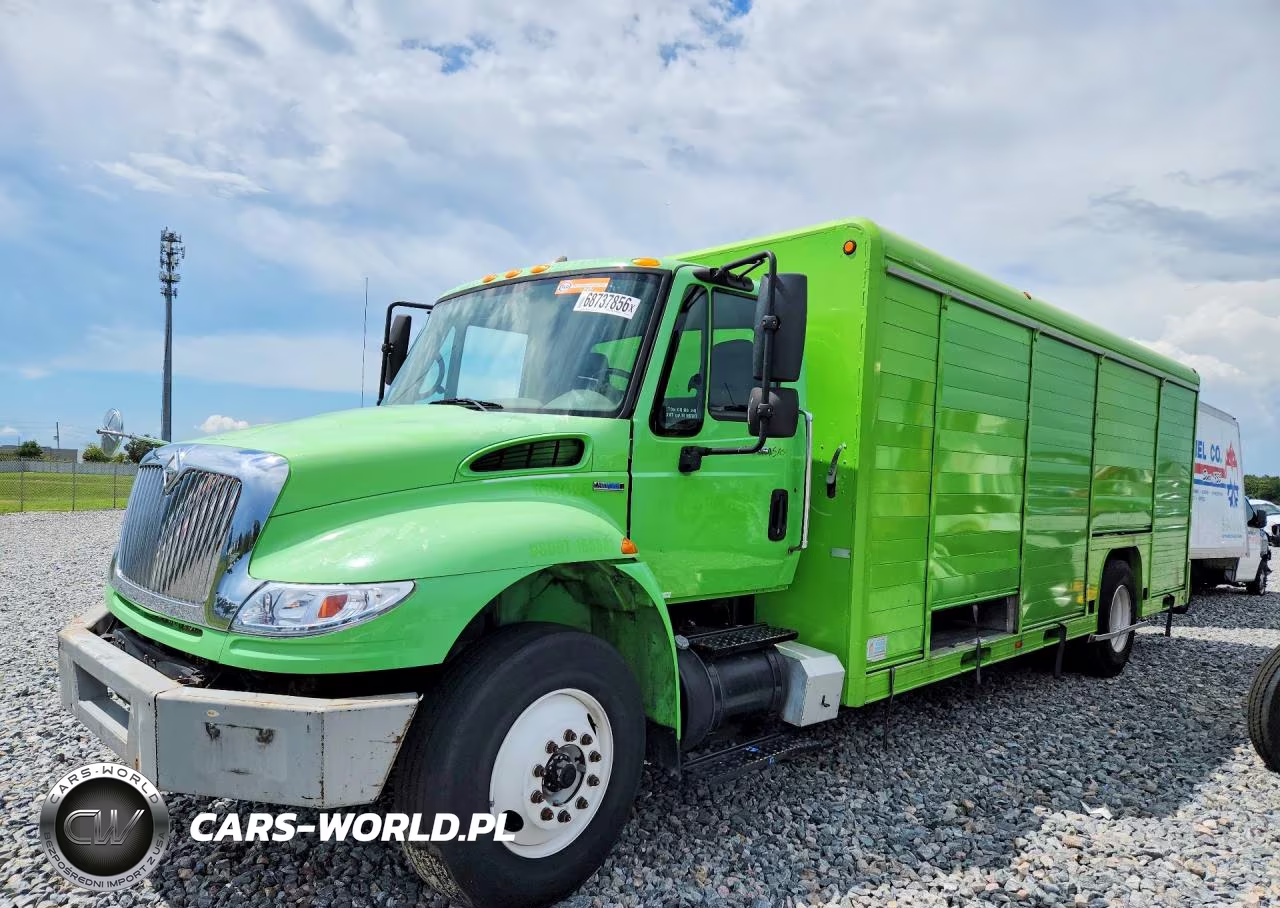 2008 International 4300 Box Truck