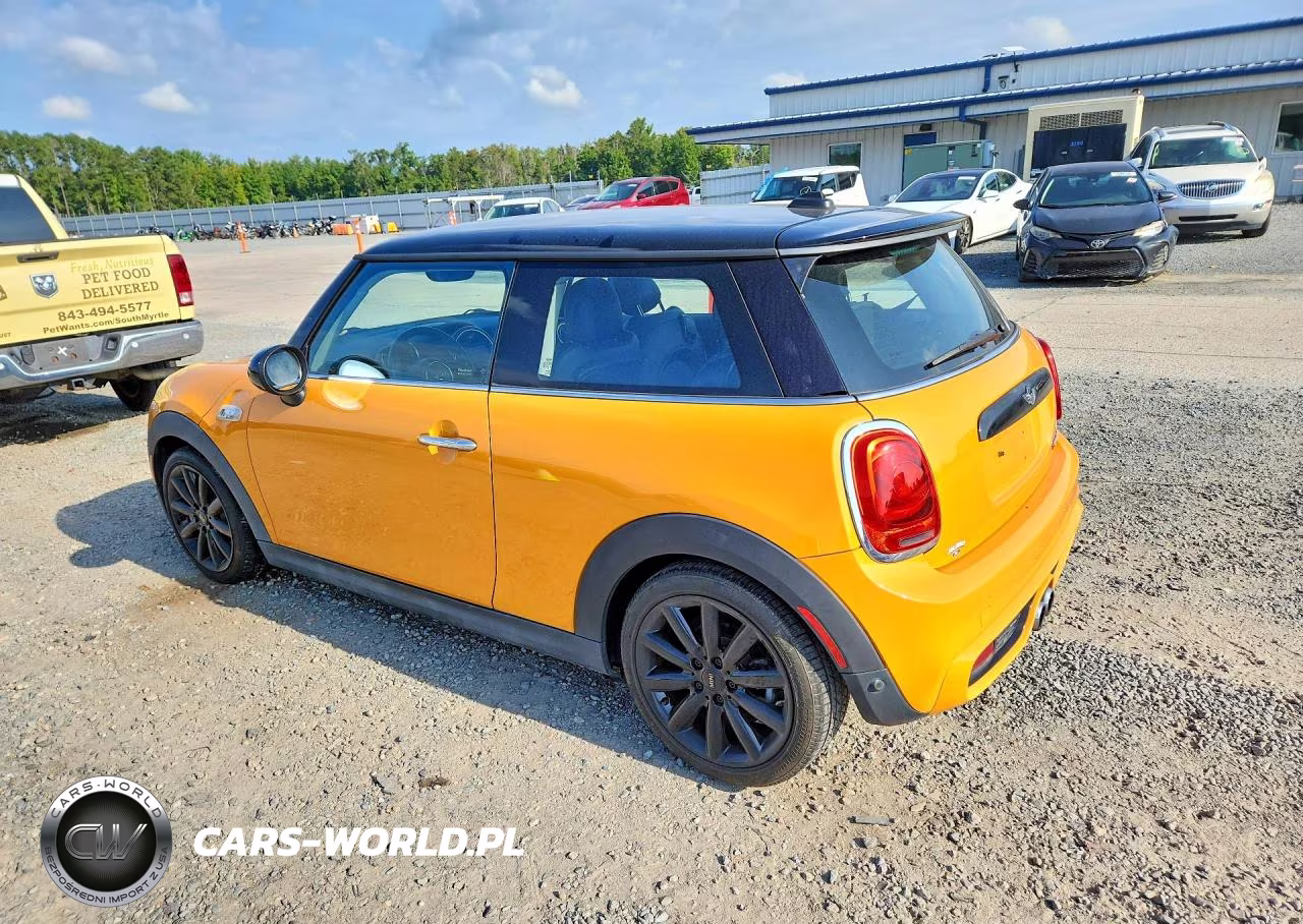 2015 Mini Cooper S VIN:WMWXP7C59F2A34803 - 2