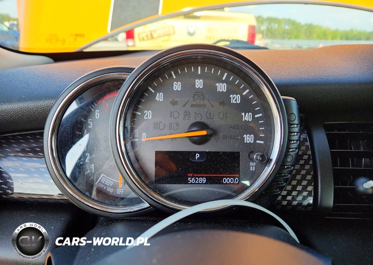 2015 Mini Cooper S VIN:WMWXP7C59F2A34803 - 9