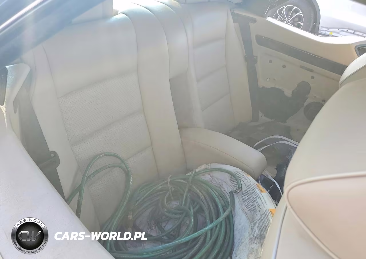 1995 Mercedes-Benz E 320 VIN:WDBEA66E9SC252189 - 10