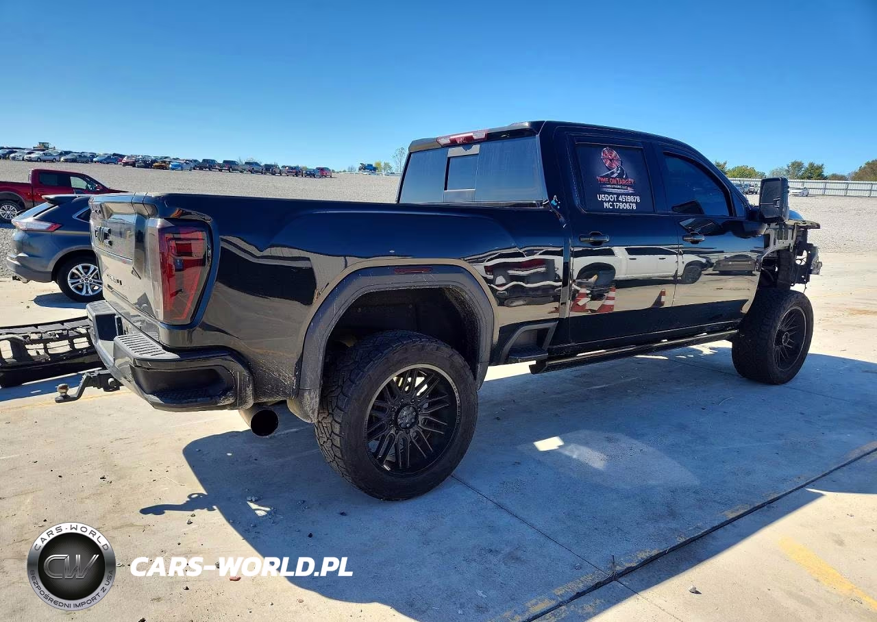 2022 GMC Sierra K3500 Denali VIN:1GT49WEY9NF359215 - 3