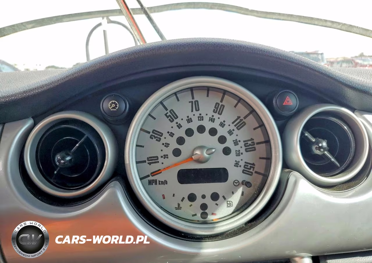 2006 Mini Cooper S VIN:WMWRE33536TN25656 - 9