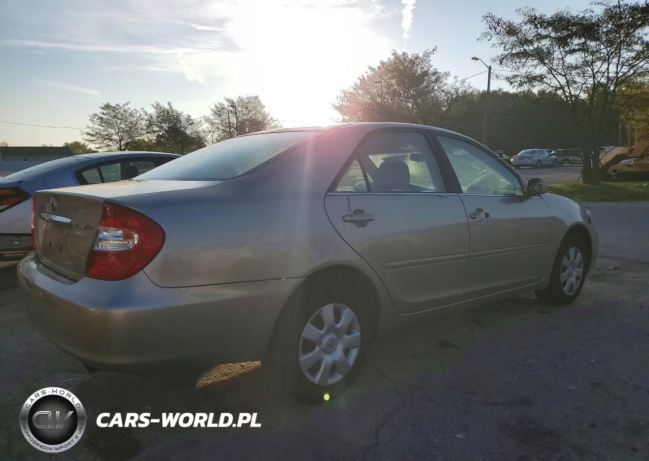 2003 Toyota Camry Le VIN:4T1BE32KX3U663675 - 3