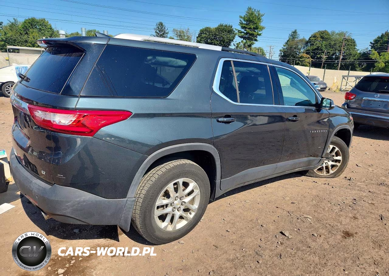 2018 Chevrolet Traverse Lt VIN:1GNERGKW4JJ126743 - 3