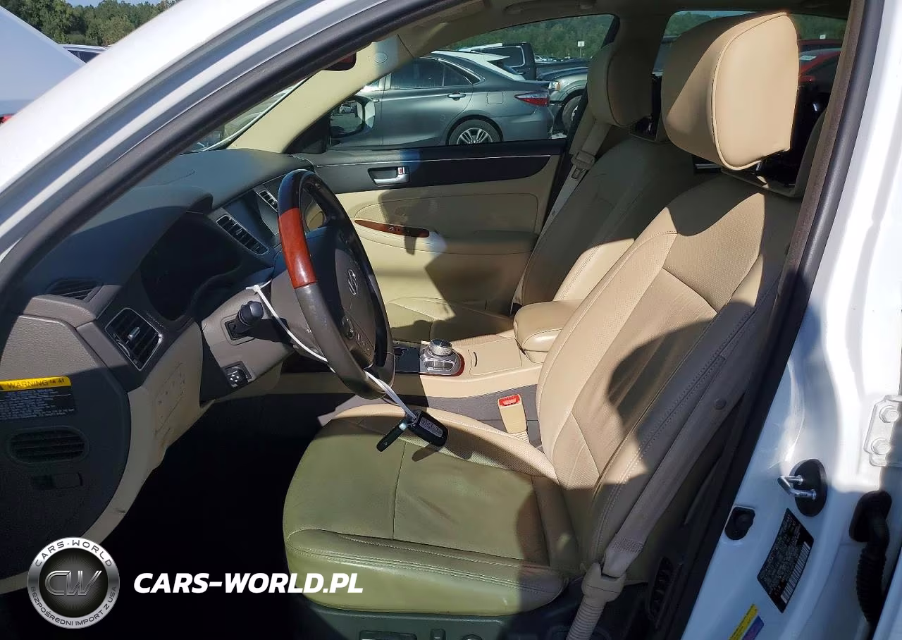 2012 Hyundai Genesis 4.6L VIN:KMHGC4DF3CU174682 - 7
