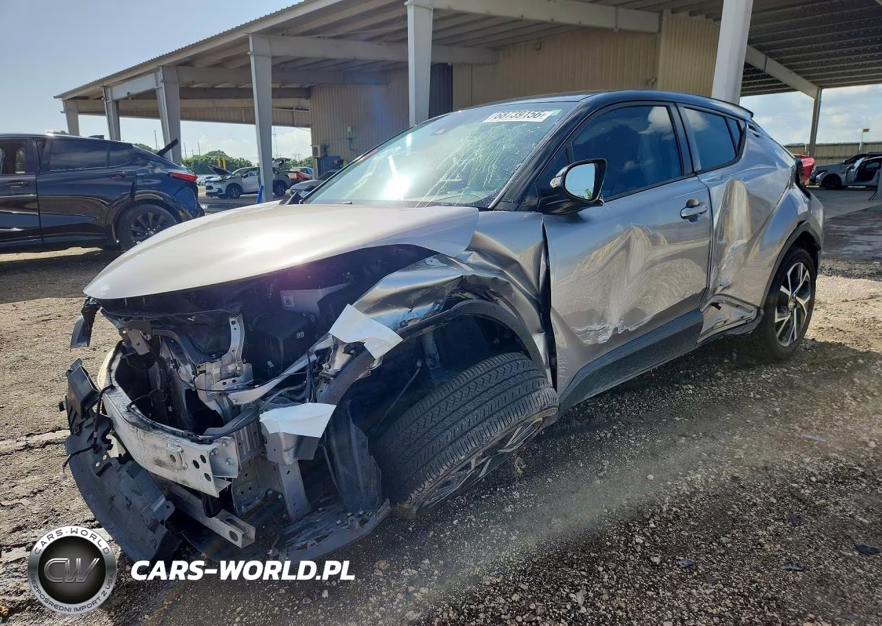 2020 Toyota C-Hr Xle VIN:NMTKHMBX3LR107207 - 1