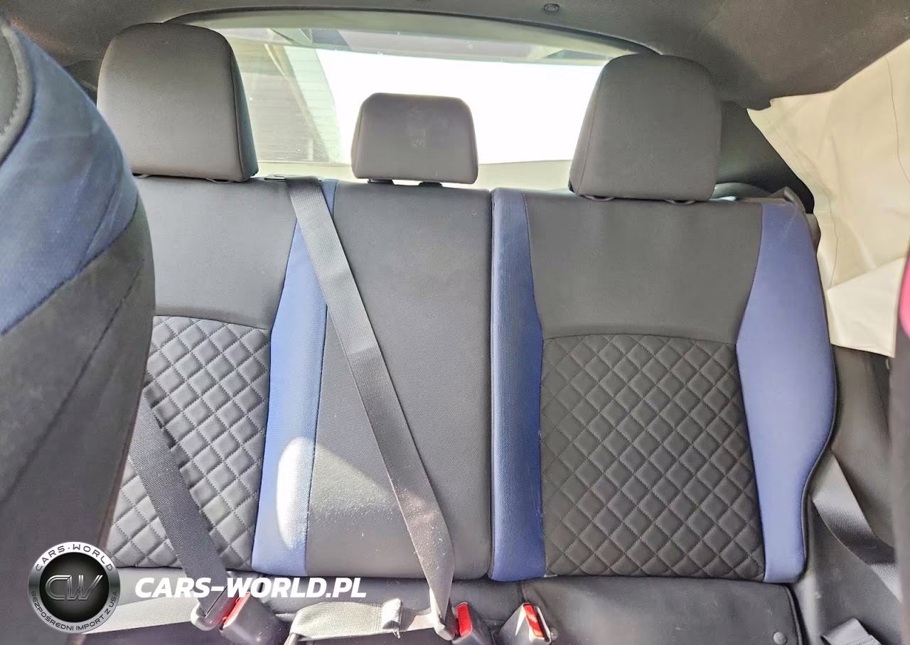 2020 Toyota C-Hr Xle VIN:NMTKHMBX3LR107207 - 10
