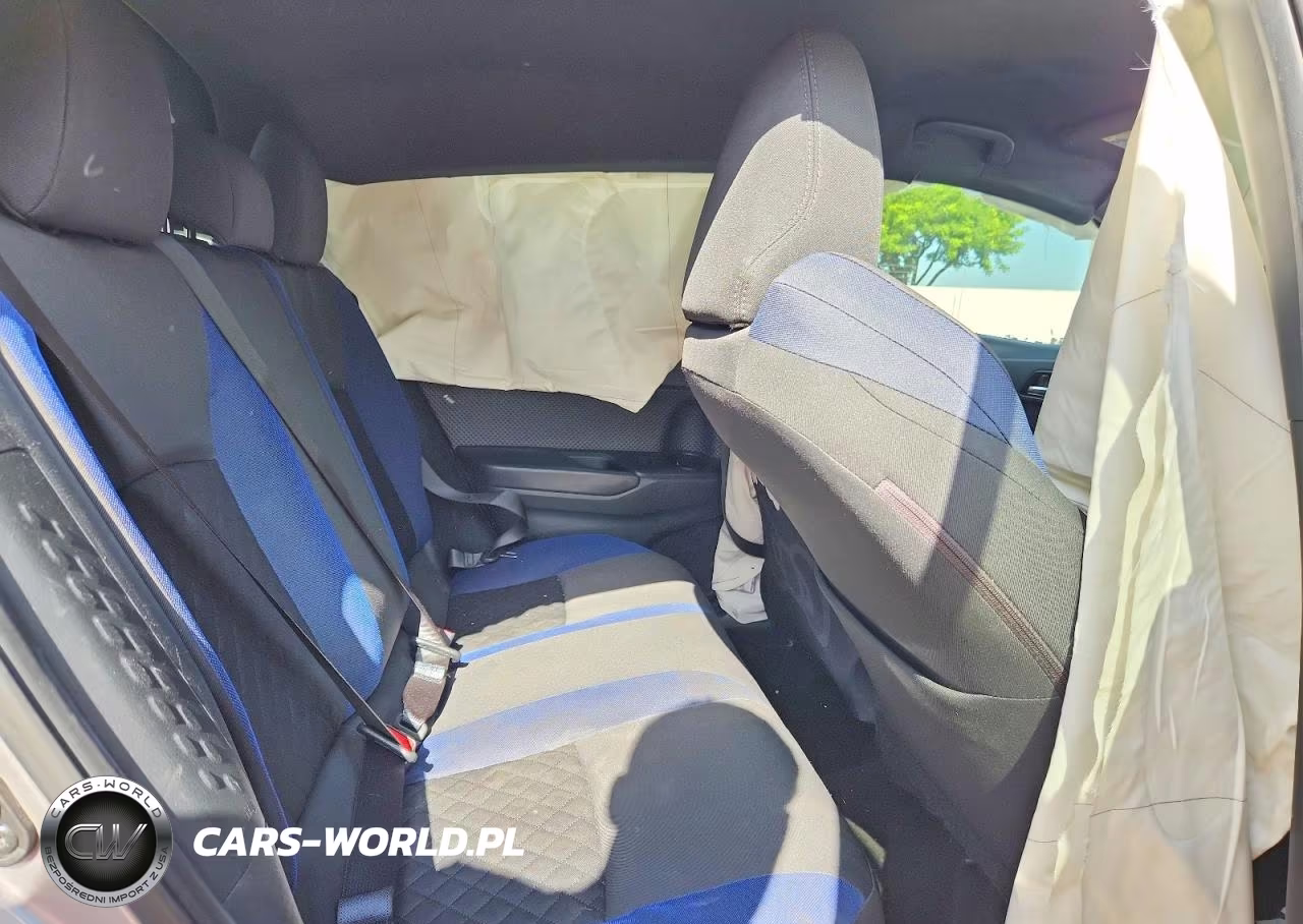 2020 Toyota C-Hr Xle VIN:NMTKHMBX3LR107207 - 11