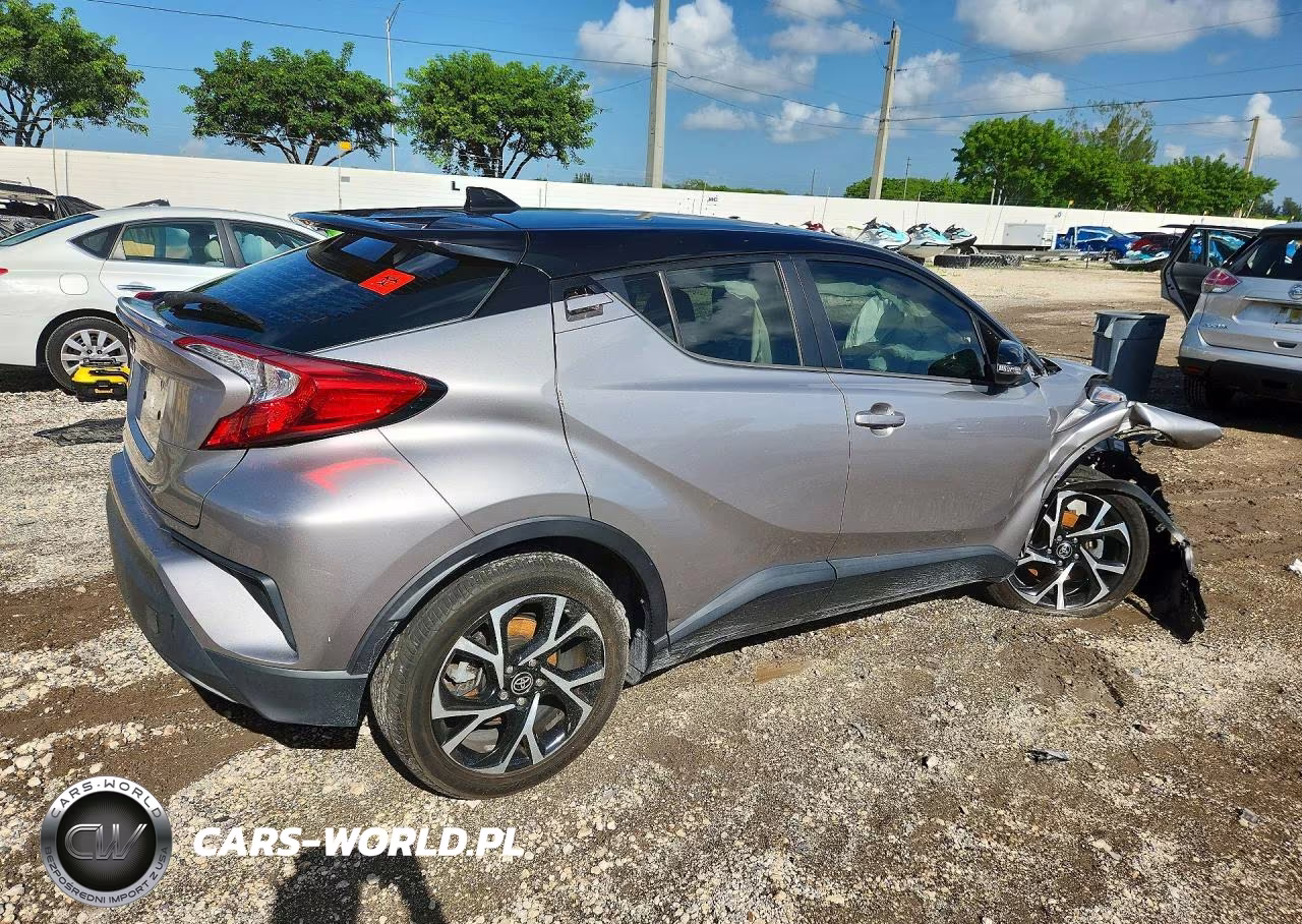 2020 Toyota C-Hr Xle VIN:NMTKHMBX3LR107207 - 3