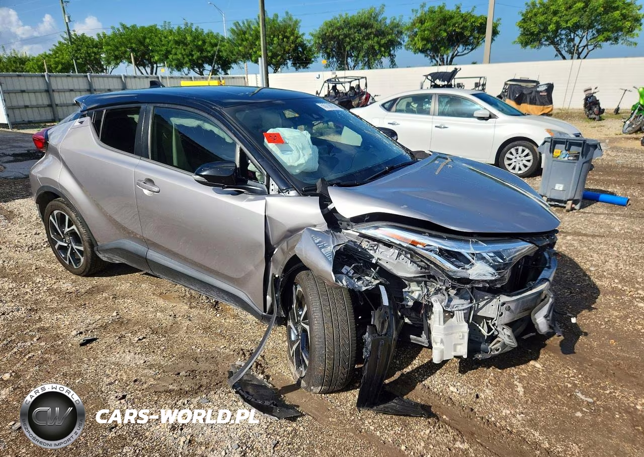 2020 Toyota C-Hr Xle VIN:NMTKHMBX3LR107207 - 4