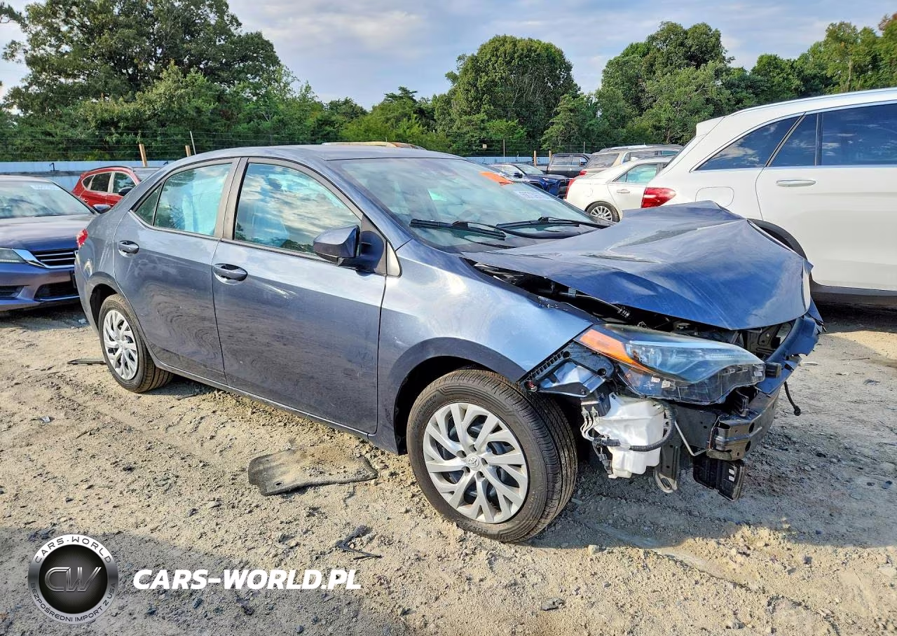 2019 Toyota Corolla Le VIN:2T1BURHE3KC125939 - 4