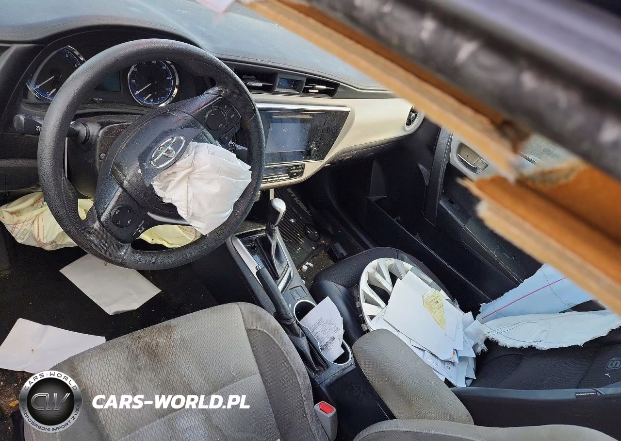 2019 Toyota Corolla Le VIN:2T1BURHE3KC125939 - 8