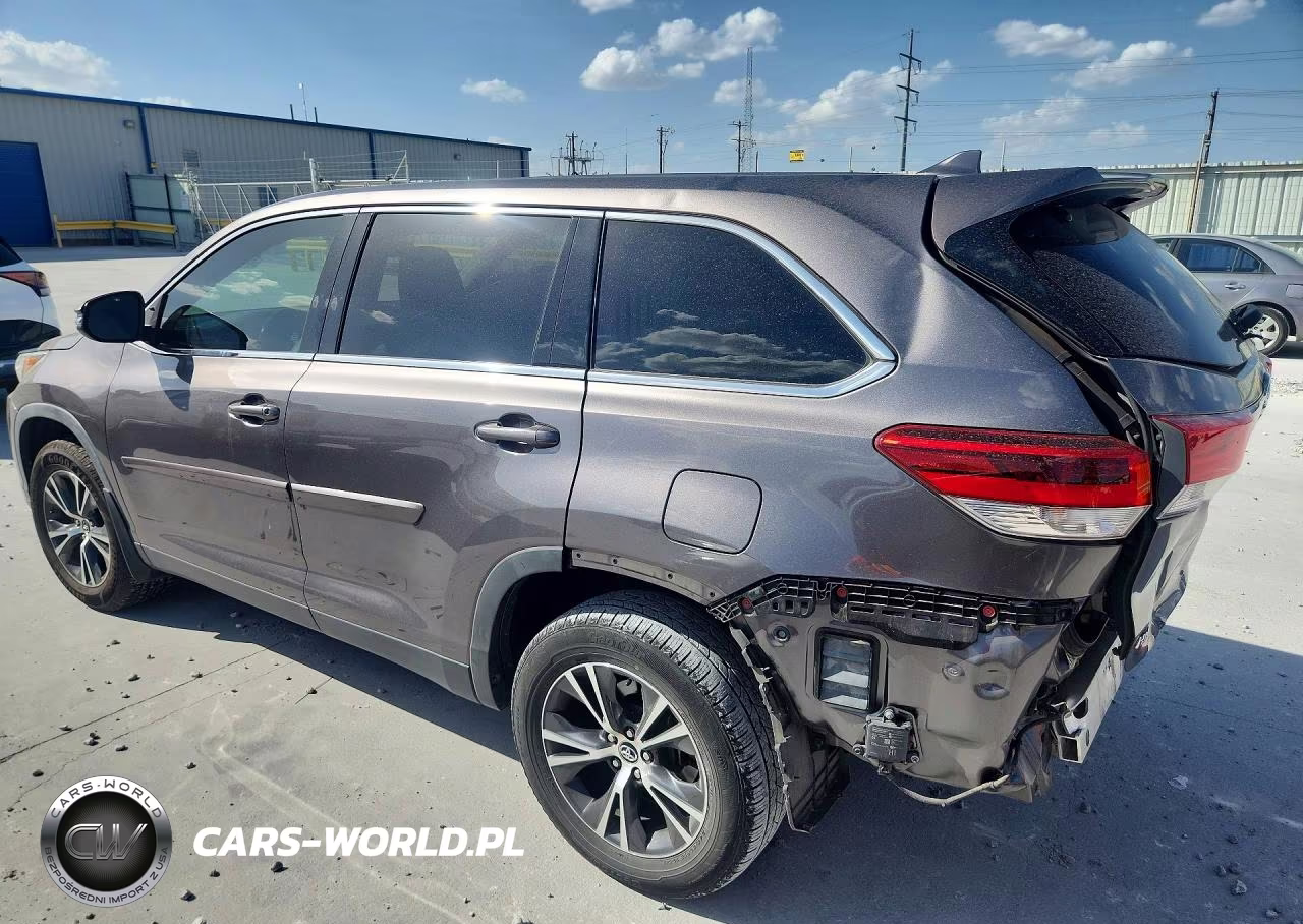 2019 Toyota Highlander Le Plus VIN:5TDZZRFH4KS324258 - 2