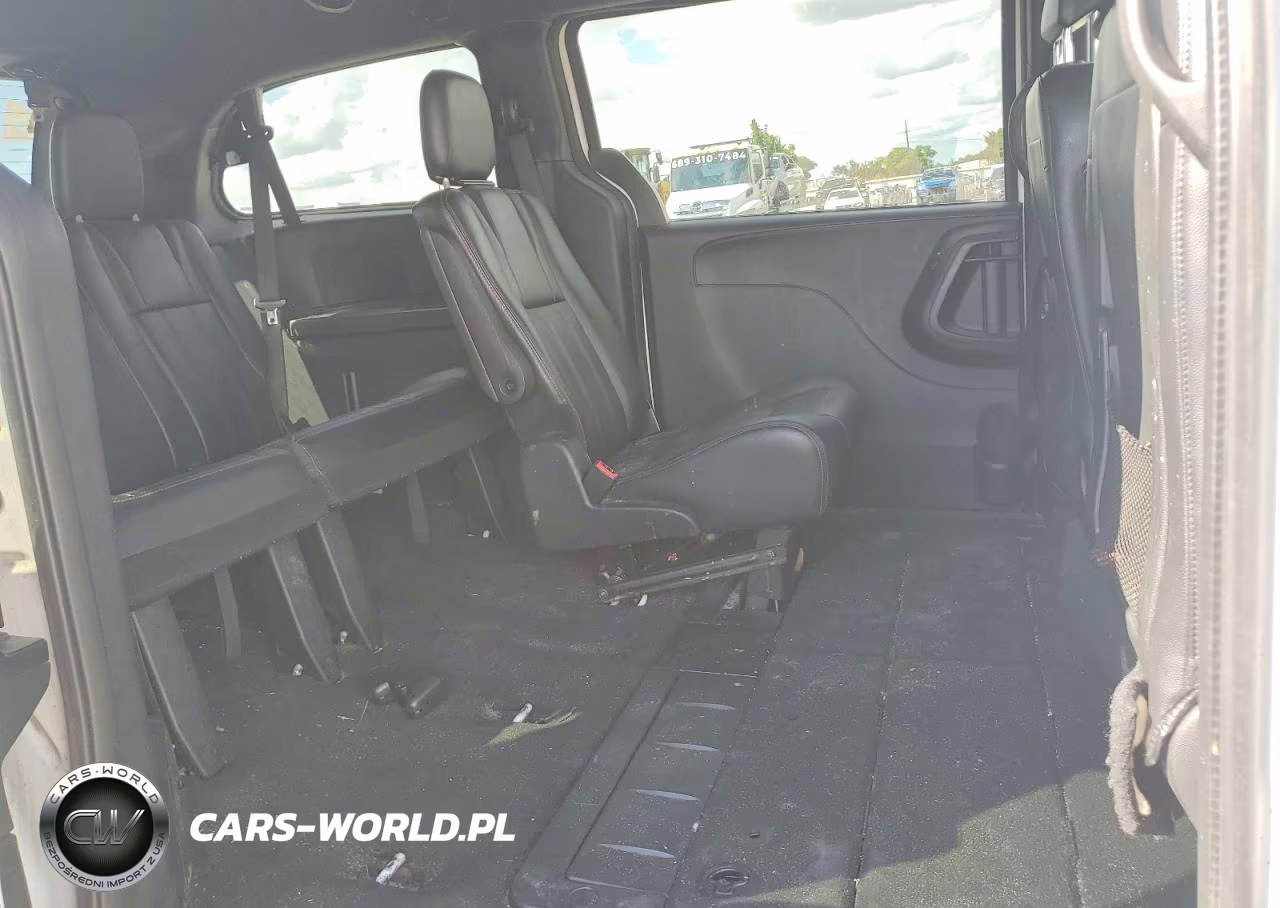 2014 Dodge Grand Caravan R-T VIN:2C4RDGEG8ER337362 - 11