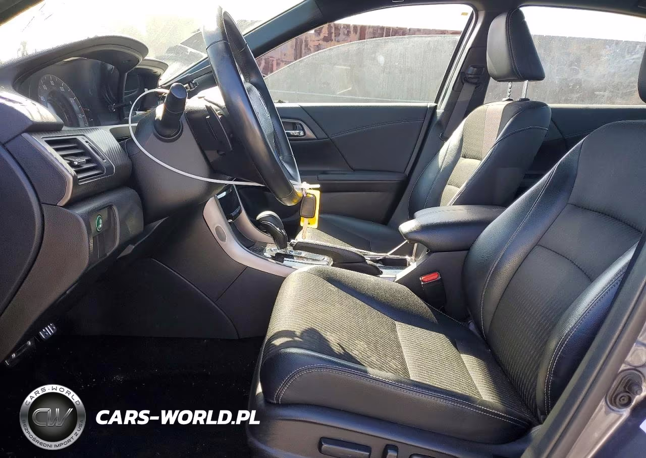 2017 Honda Accord Sport VIN:1HGCR2F55HA214085 - 7