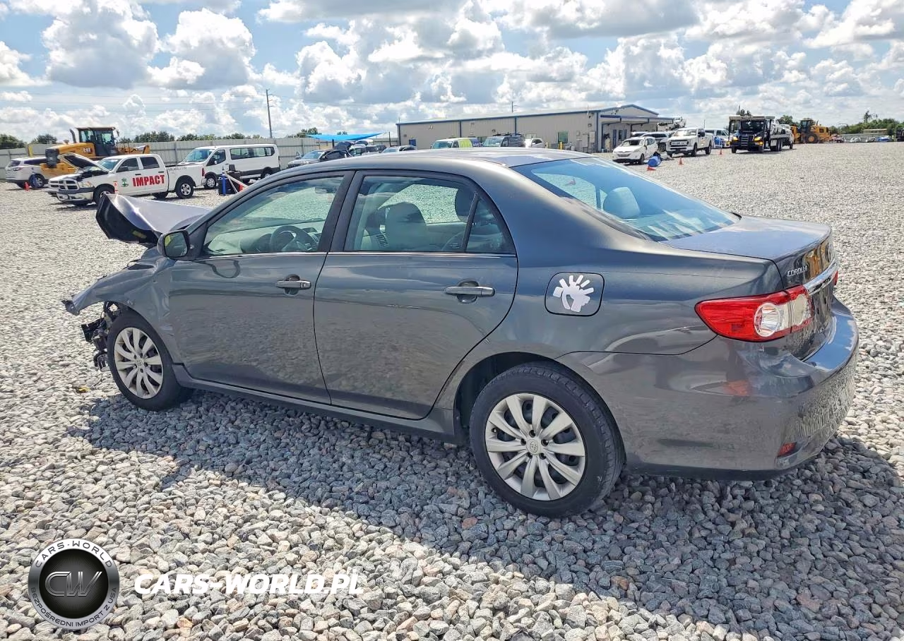 2013 Toyota Corolla Le VIN:2T1BU4EEXDC125494 - 2