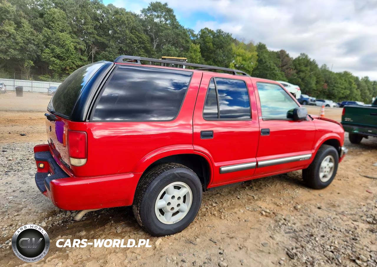 2000 Chevrolet Blazer VIN:1GNDT13W5Y2230946 - 3