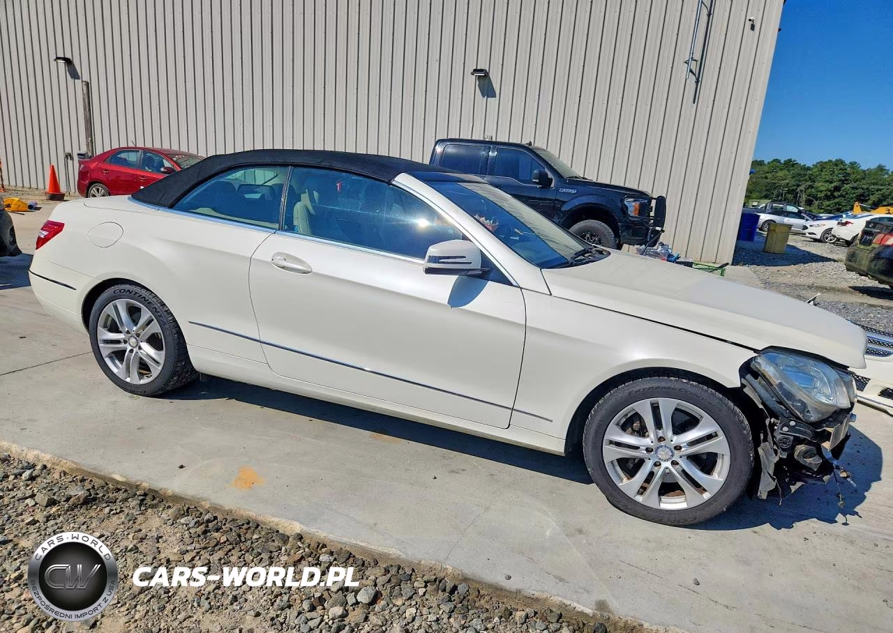 2011 Mercedes-Benz E 350 VIN:WDDKK5GF8BF058406 - 4