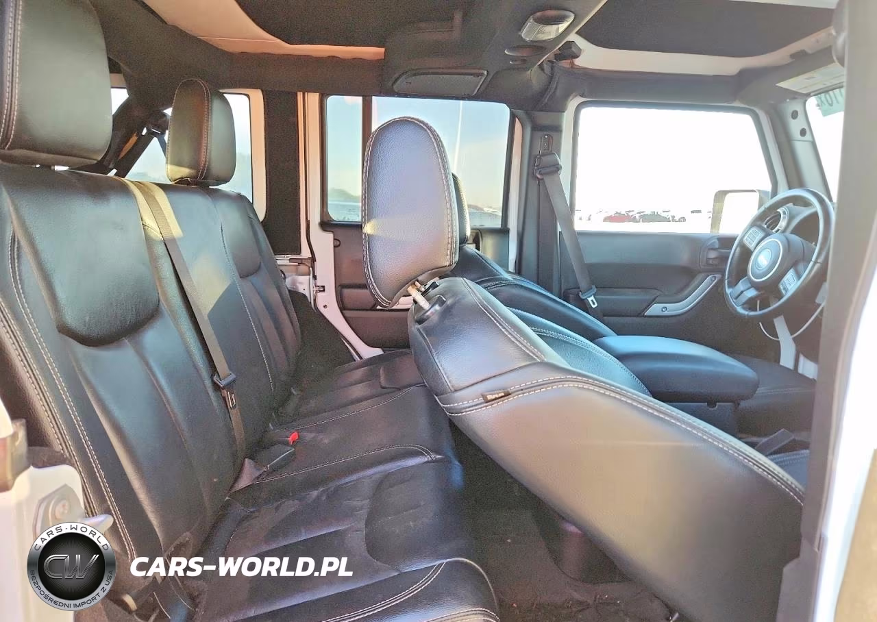 2017 Jeep Wrangler Unlimited Sahara VIN:1C4HJWEG3HL537769 - 10