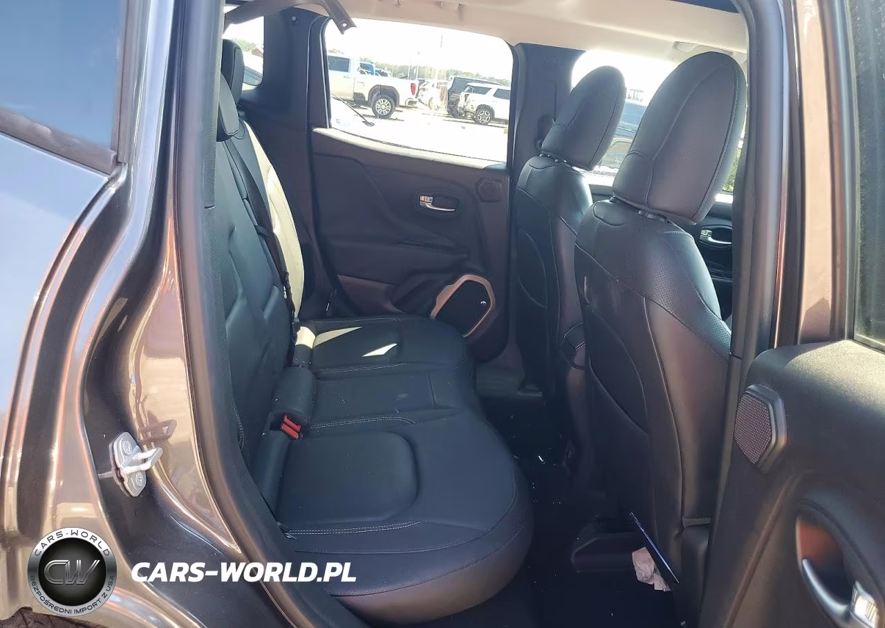 2016 Jeep Renegade Limited VIN:ZACCJADT4GPD74409 - 10