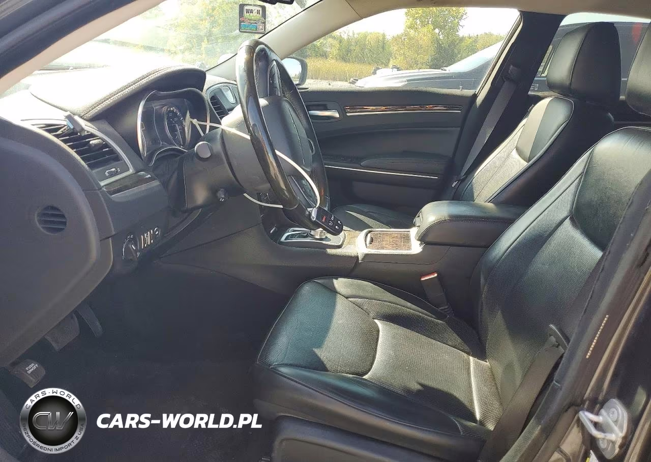 2017 Chrysler 300C VIN:2C3CCAKG6HH565613 - 7