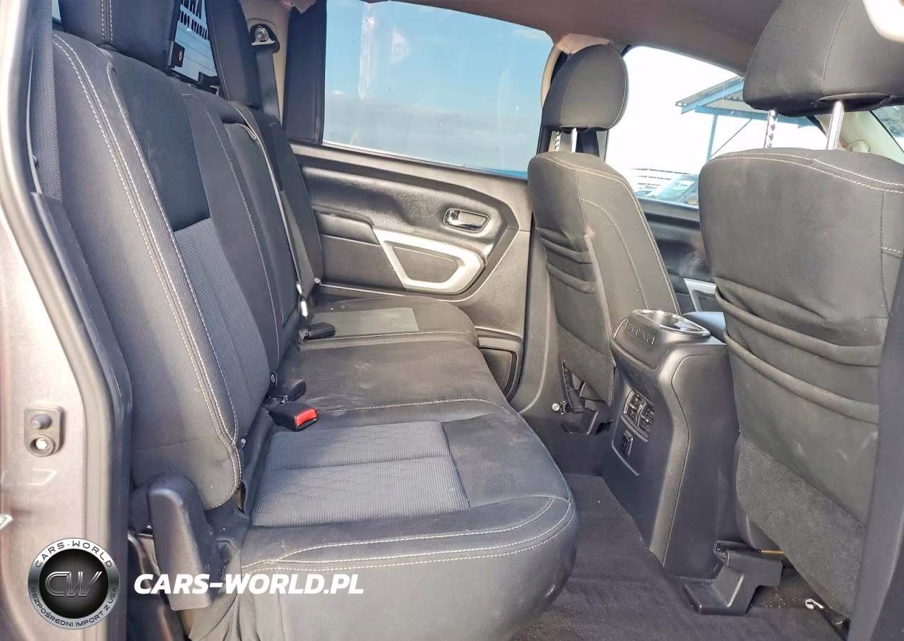 2017 Nissan Titan Sv VIN:1N6AA1E68HN501704 - 10