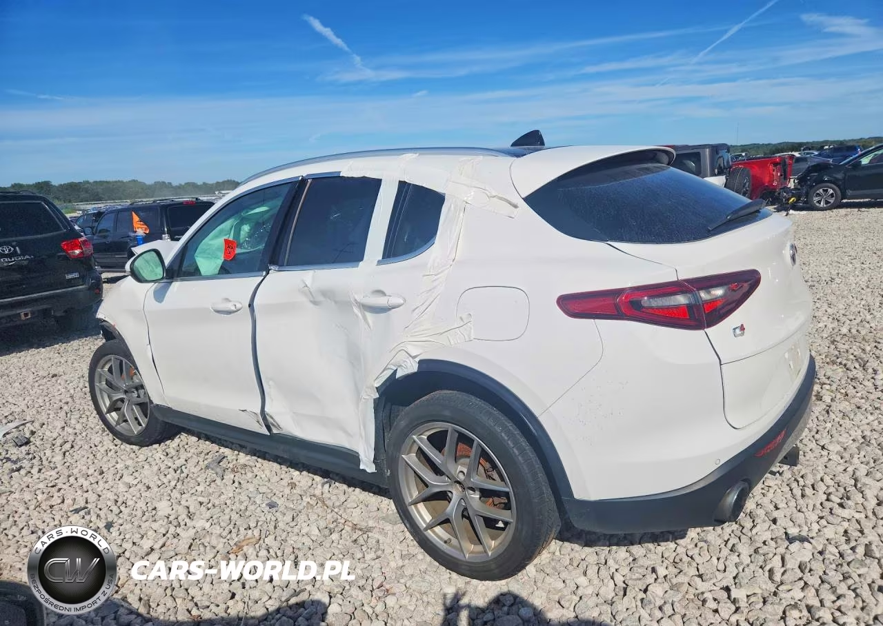 2018 Alfa Romeo Stelvio Ti Luxury VIN:ZASFAKRN1J7C16294 - 2