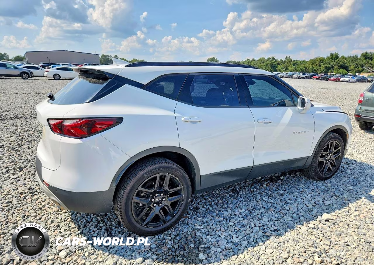 2020 Chevrolet Blazer 3Lt VIN:3GNKBDRS4LS616884 - 3