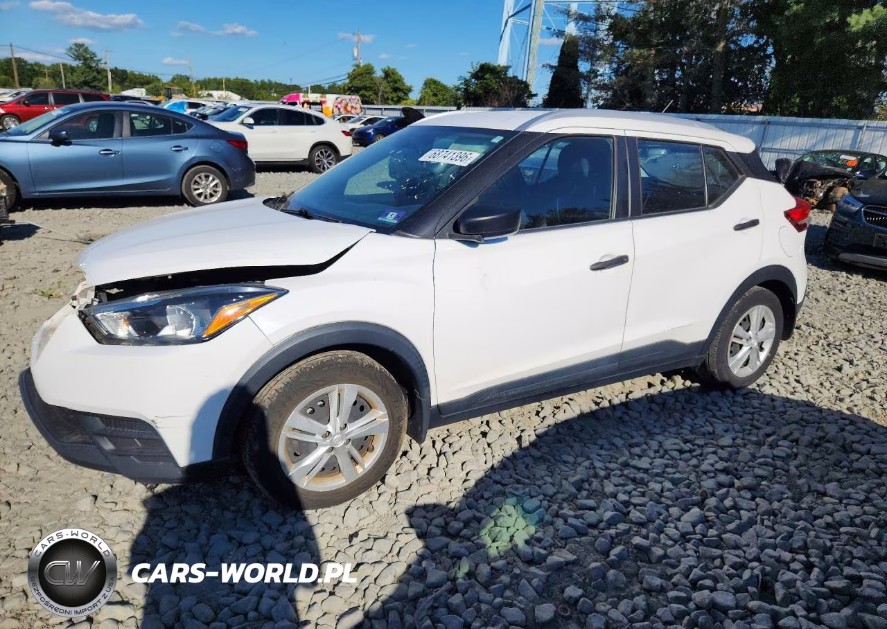 2019 Nissan Kicks S VIN:3N1CP5CU0KL506926 - 1