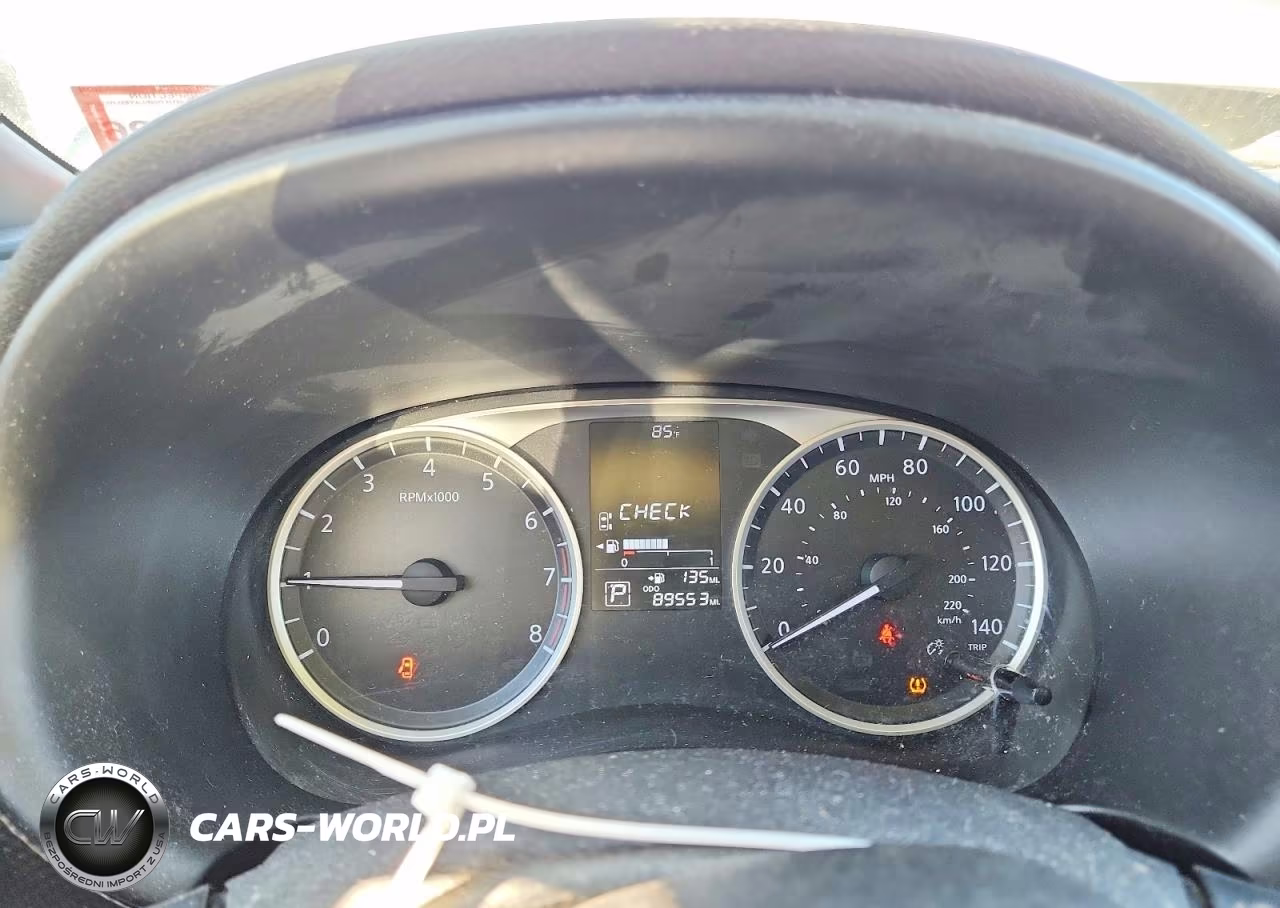 2019 Nissan Kicks S VIN:3N1CP5CU0KL506926 - 9