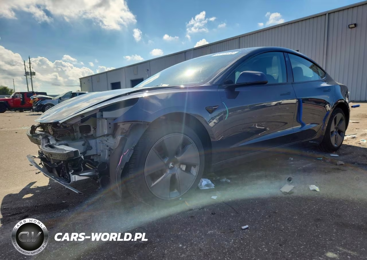2023 Tesla Model 3 VIN:5YJ3E1EA2PF420098 - 1