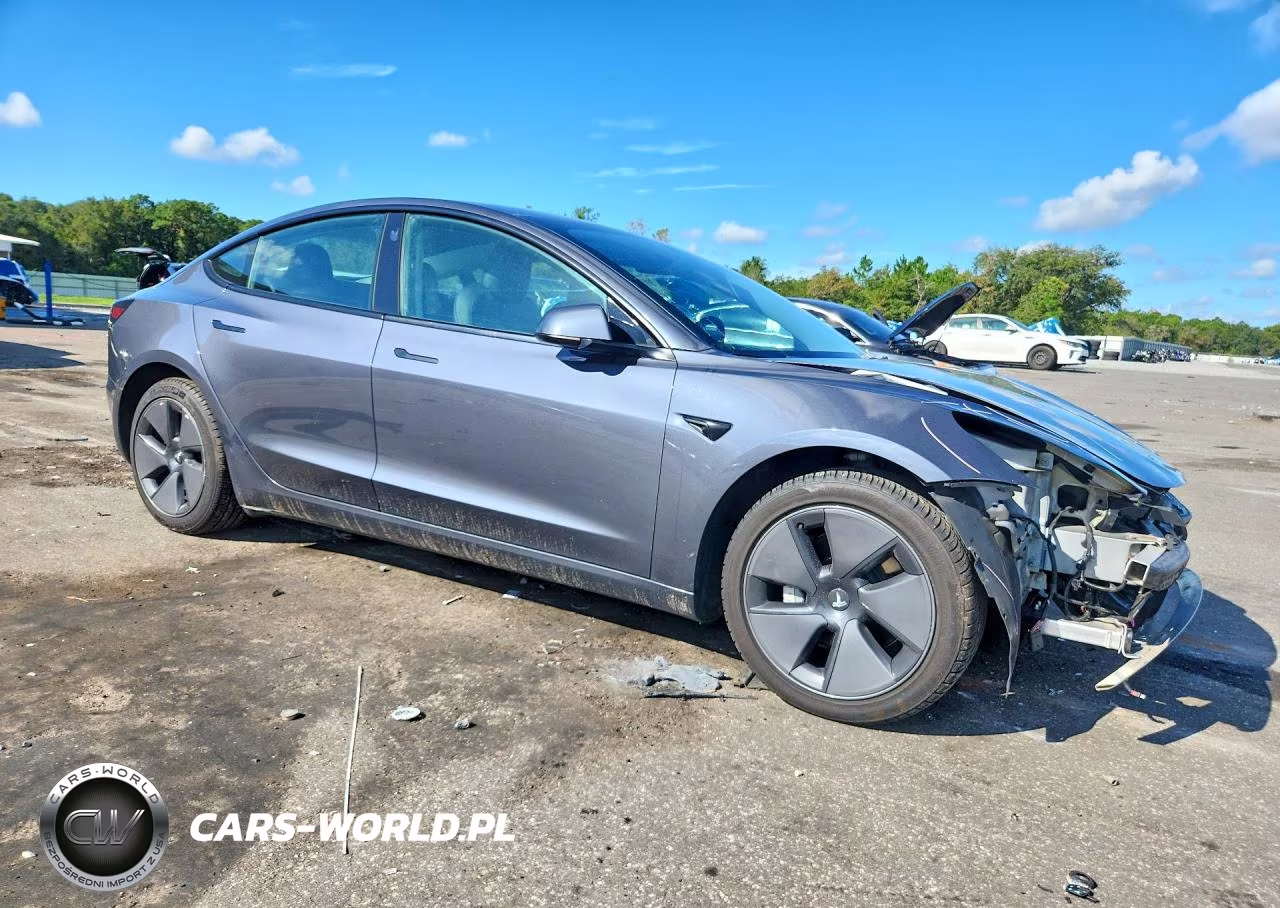 2023 Tesla Model 3 VIN:5YJ3E1EA2PF420098 - 4