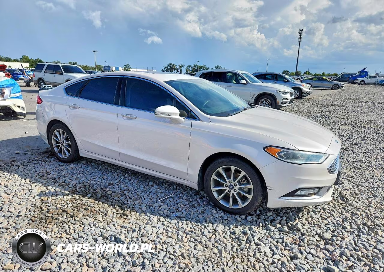 2017 Ford Fusion Se VIN:3FA6P0HD0HR405838 - 4