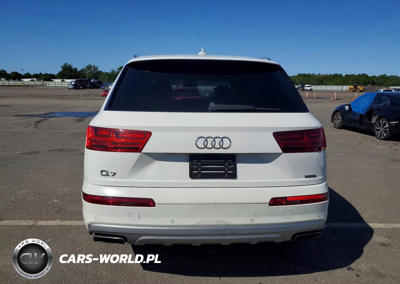 2017 Audi Q7 Premium Plus VIN:WA1LHAF70HD039010 - 6