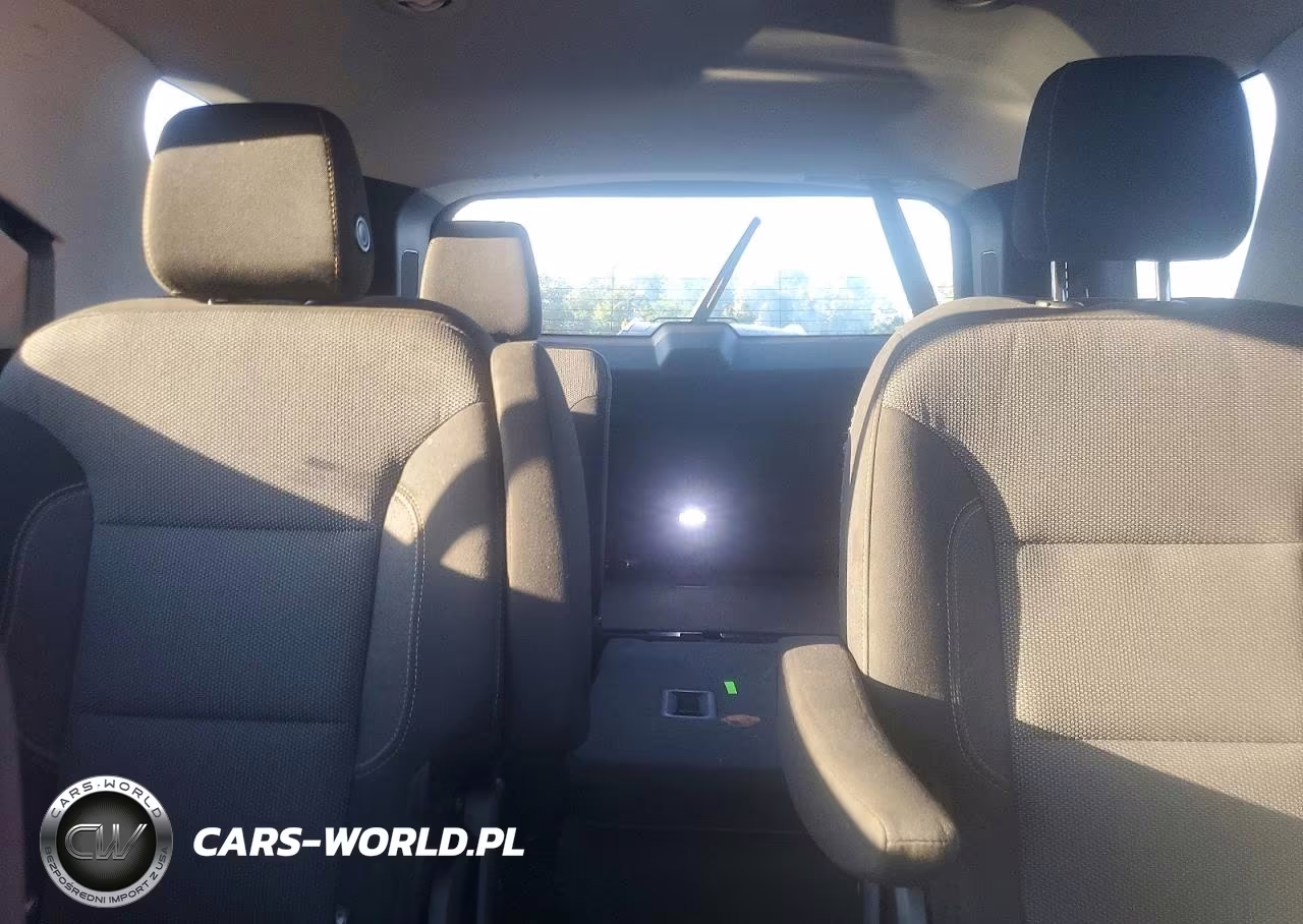 2018 Chevrolet Traverse Lt VIN:1GNEVGKW6JJ260455 - 10